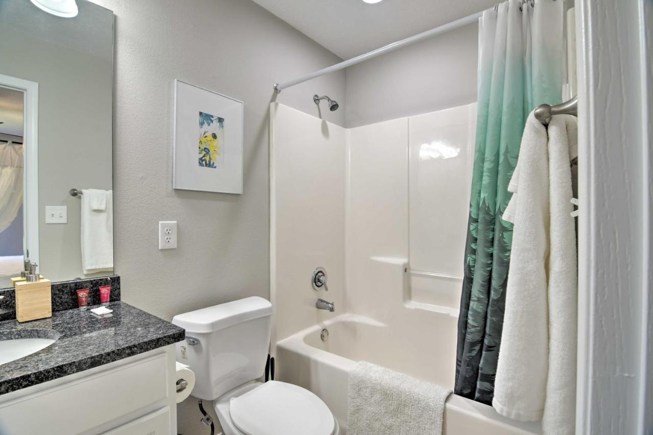 Apartment With Patio, 4 Mi To Silver Dollar City! Branson Ngoại thất bức ảnh