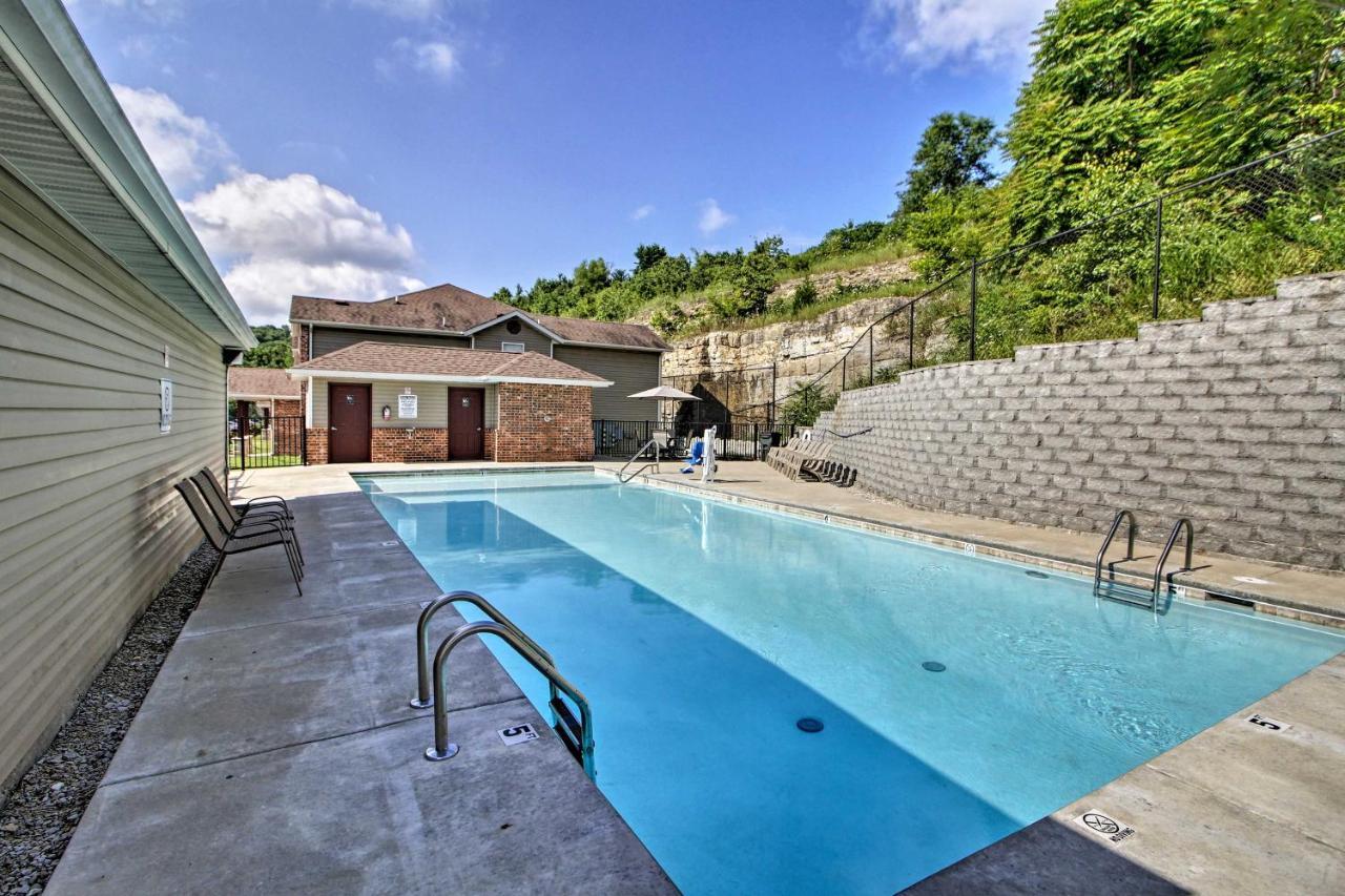 Apartment With Patio, 4 Mi To Silver Dollar City! Branson Ngoại thất bức ảnh